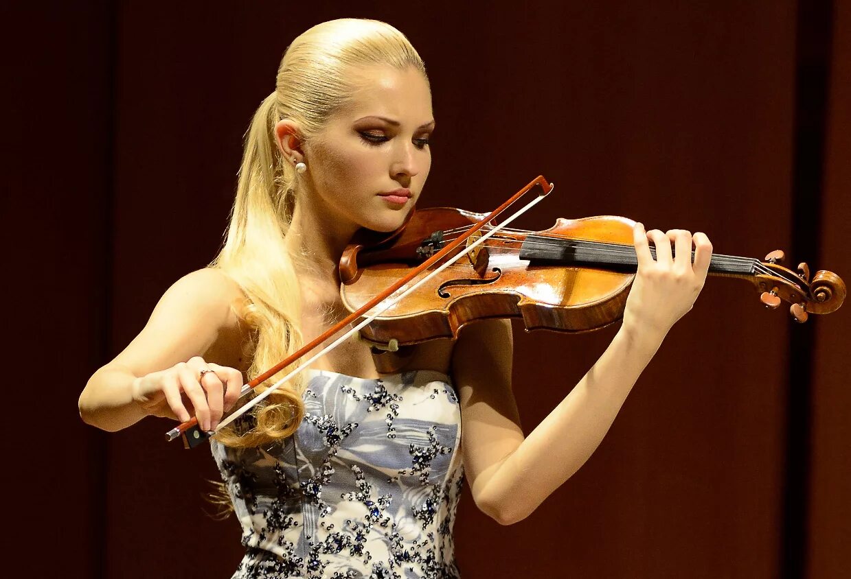 Anastasiya Petryshak. Чардаш скрипачка