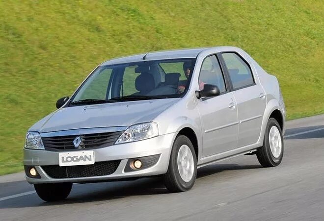 Автомобиль рено логан 2012 года. Рено логан 2012. Рено логан 1 2012 года. Рено логан 2012. Renault logan 2012.