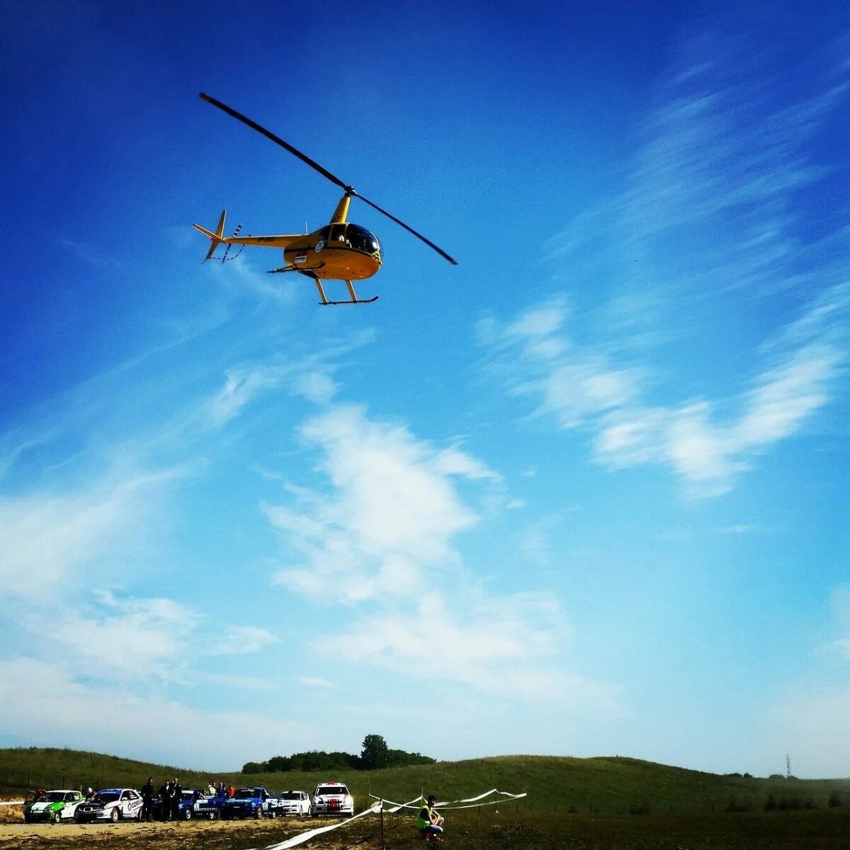 Метр на вертолете. Df helicopters df334. летающий вертолет. полет на вертолете. красивый вертолет.
