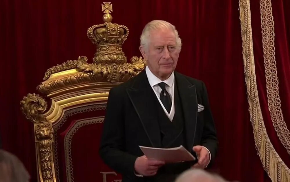 Чарльз король великобритании. Карл 3 король великобритании. Принц чарльз и елизавета 2. Король карл 3 принц чарльз. Принц чарльз сын елизаветы 2.