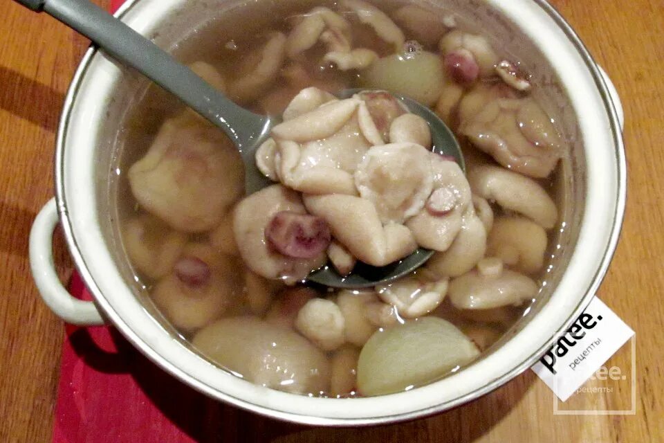 Икра из маслят на зиму с чесноком. Икра из маслят.
