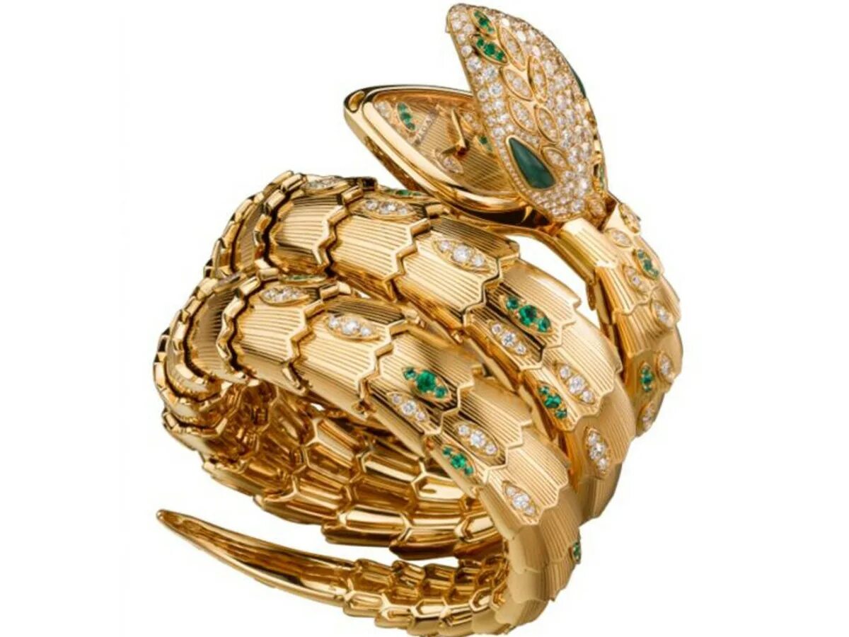 Кольцо змейка булгари. Булгари Серпенти кольцо. Bvlgari Serpenti кольцо змея. Кольцо булгари Serpenti. Золотой комплект булгари.