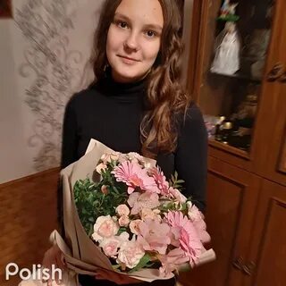 Сколько лет ангелине