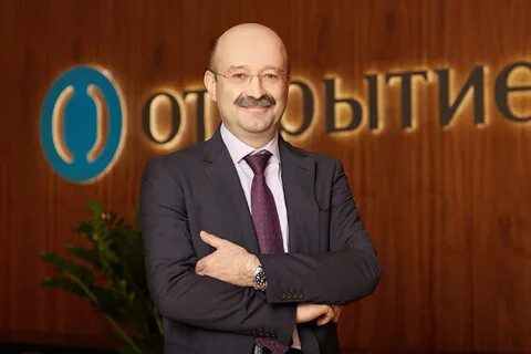 Генеральный директор банка открытие