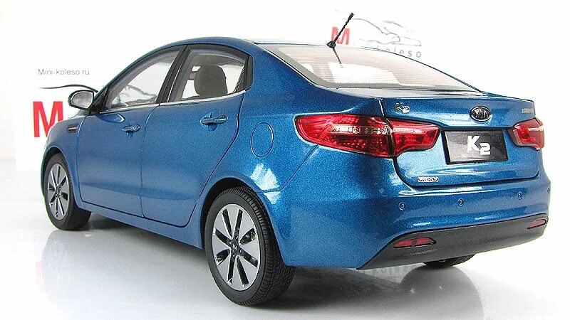 Kia Rio 1:18. Моделька Киа Рио 3. Kia Rio 275. Kia Rio 3 модель игрушка.