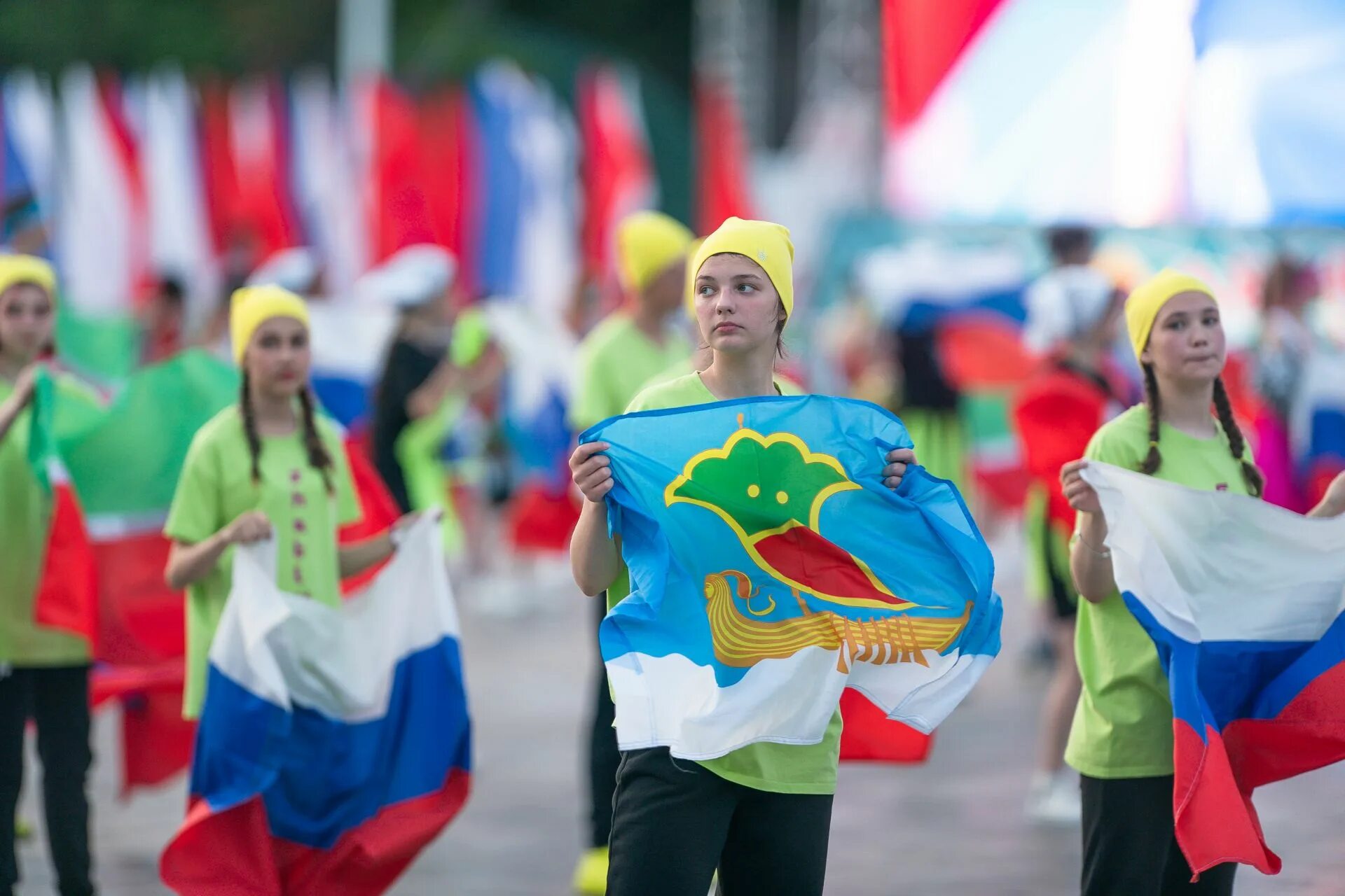 26 день молодежи. С праздником молодежи. С днем молодежи. День молодёжи (Россия) фото. С праздником день молодежи.