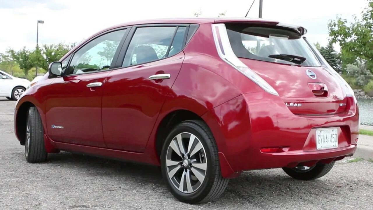 Nissan Leaf (1G) электрический 2013 SL Premium левый руль на DRIVE2