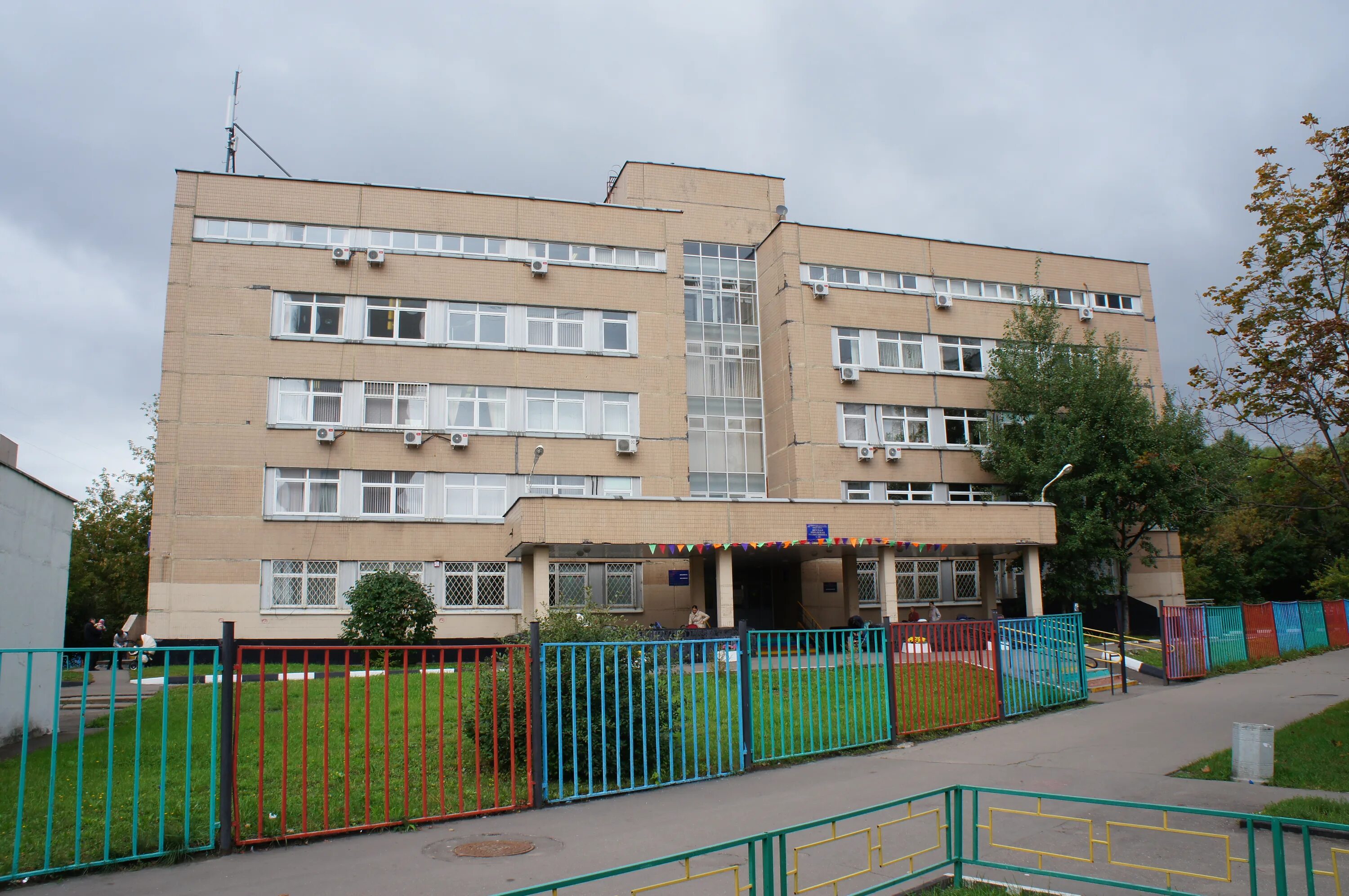 Демьяна бедного поликлиника 29. Поликлиника на улицы кошкина москва. Коровинское шоссе, д. Городская поликлиника 75. Викулова 44 2 корпус екатеринбург.