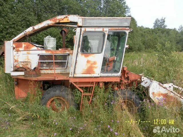 Комбайн кск 100. КСК 100 комбайн. Силосоуборочный комбайн КСК-100. КСК 100 комбайн кабина. Измельчитель комбайна КСК-100.