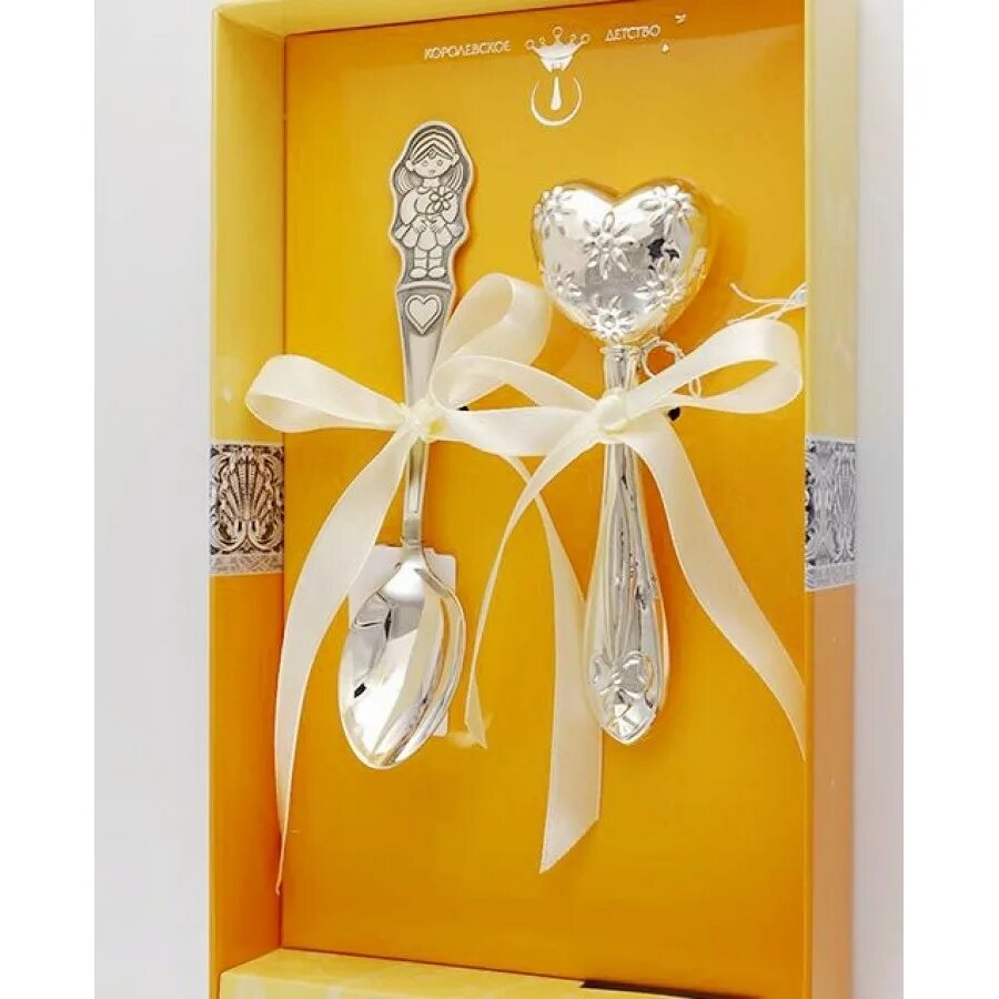 Столовое серебро детские наборы. Dodo ложка серебряная. Детский набор из серебра. Посуда детская серебро. Серебряная вилка детская.