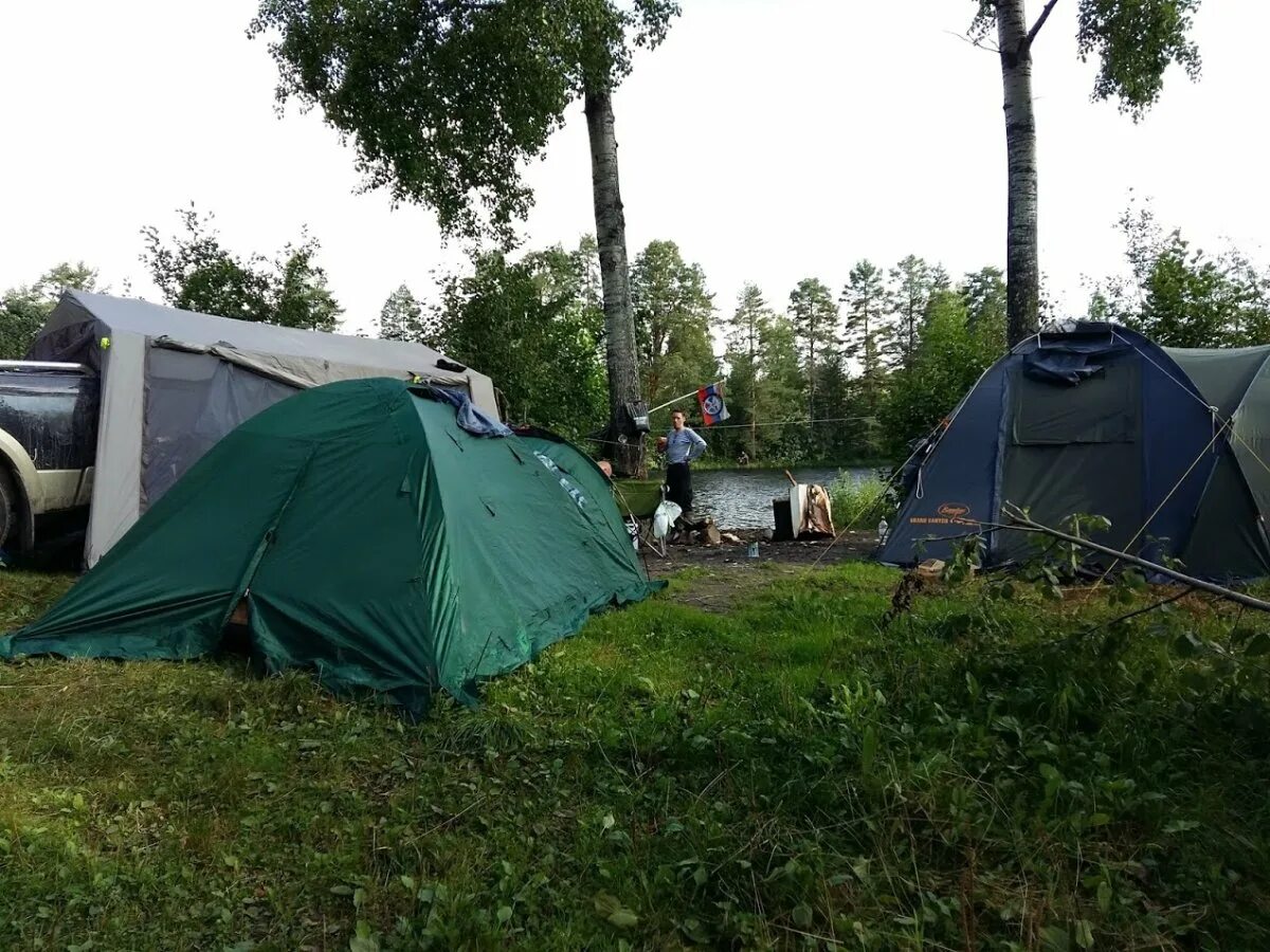 Рыбинское водохранилище кемпинг с палатками. Рыбинское водохранилище с палатками. рыбинское водохранилище с палатками места. легково рыбинское водохранилище с палатками.