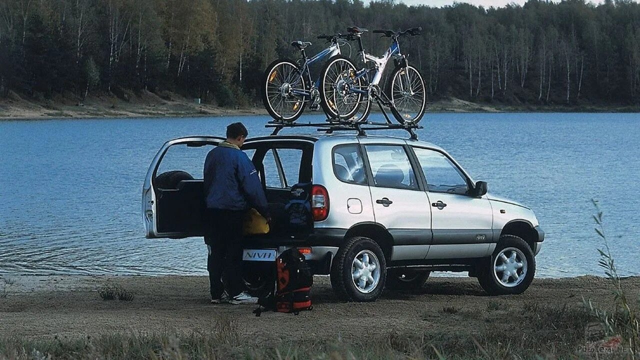 Достоинства нивы шевроле. Chevrolet niva. нива шевроле для путешествий. нива шевроле на трассе. нива шевроле для семьи.