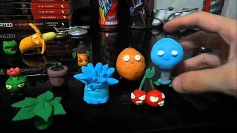 Растения против зомби фигурки из пластилина