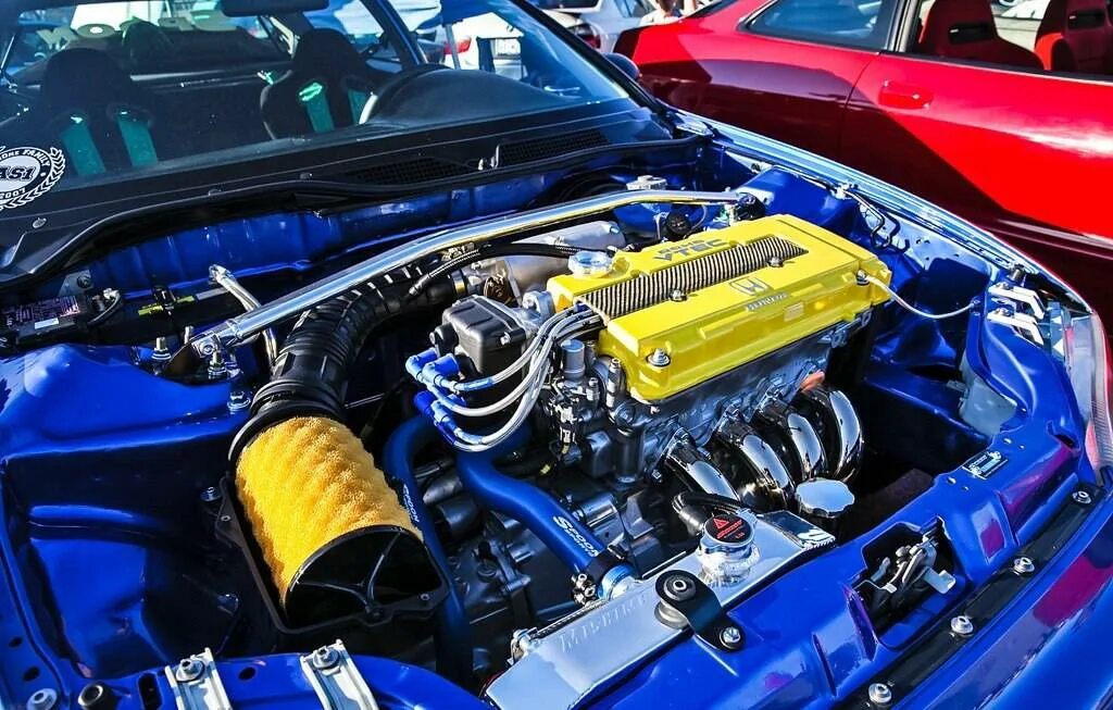 Мотор оранжевый. Подкапотка honda v10 f1. Chevy small block v8 black. Покраска блока двигателя ваз 21213. Покраска двигателя ваз 2106.