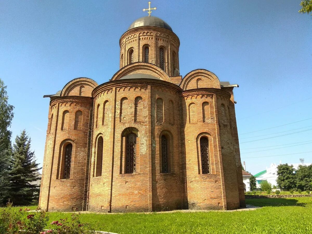 Церковь первоверховных апостолов Смоленск.