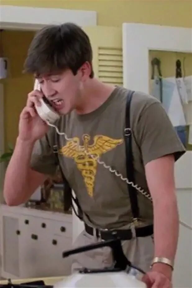 Life quotes. Гифки move. People who don't know people who know мем. Joseph gordon-levitt and miss piggy. Move around gif.