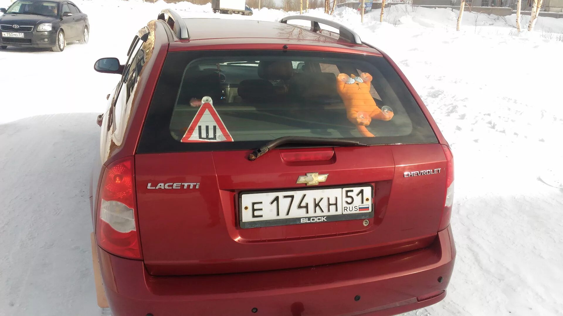 Щетка лачетти универсал. Задний дворник Lacetti универсал. Задний дворник Chevrolet Lacetti универсал. Заданий дворник Шевроле Лачетти.