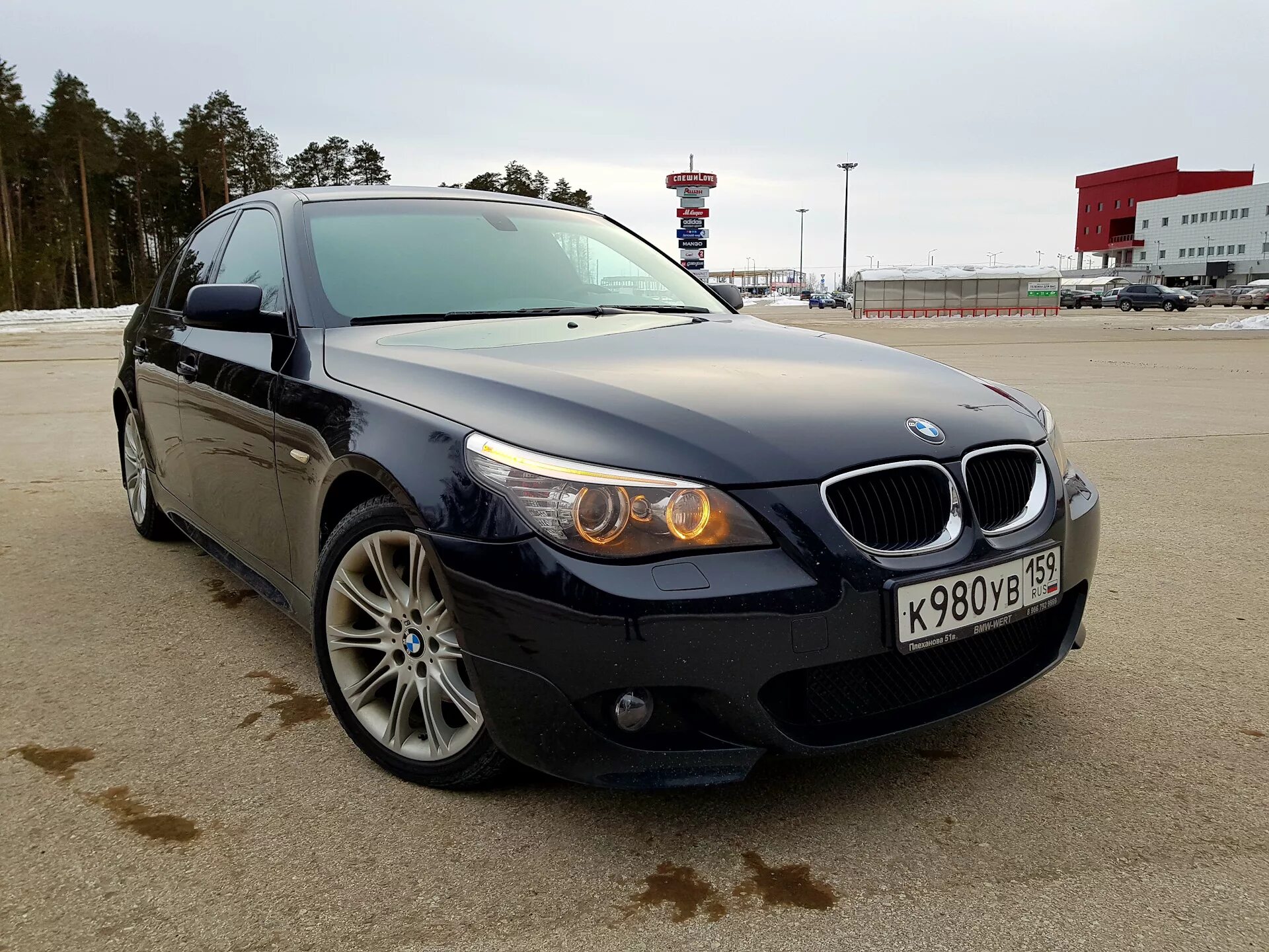 Е60 2006. БМВ 5 е60. БМВ 5 60 кузов. БМВ пятерка кузов е 60. BMW 5 e60 2006.