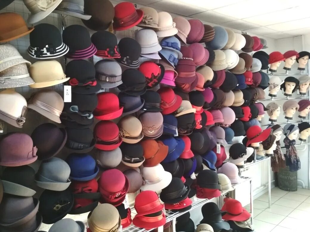 южные ворота рынок шапки. южные ворота шапки. южные ворота шапки. южные ворота шапки. рынок головных уборов.