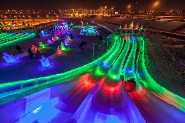 Хрустальная сказка билеты. Хрустальная сказка билеты. Хрустальная сказка билеты. Ледовый городок в иркутске в солнечном 2022. Хрустальная сказка билеты.