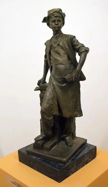 Кербель лев ефимович скульптор. Л.е.кербель. лев кербель памятники. л е кербель скульптуры.