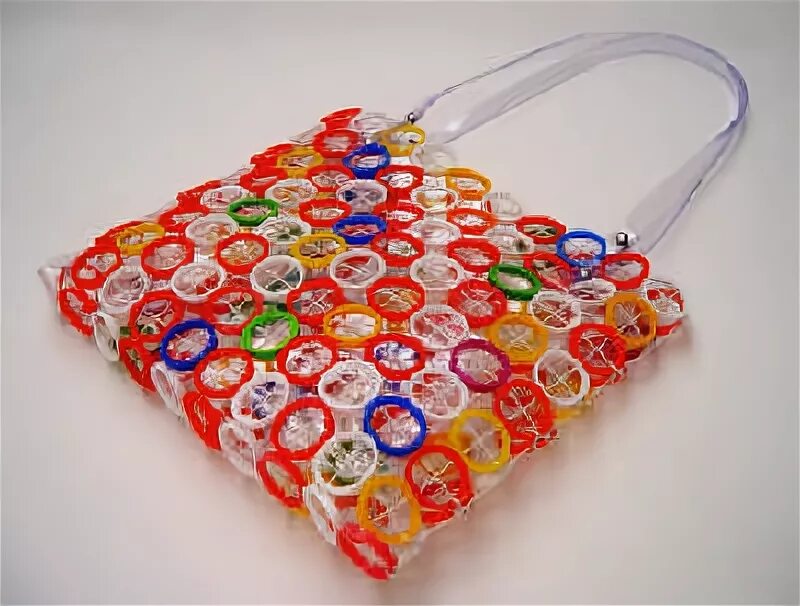 Сумка из открывашек жестяных банок. Сумка из бросового материала. Сумка из крышек от банок. Корзинка из пробок от пластиковых бутылок. Как сделать сумку из крышек.