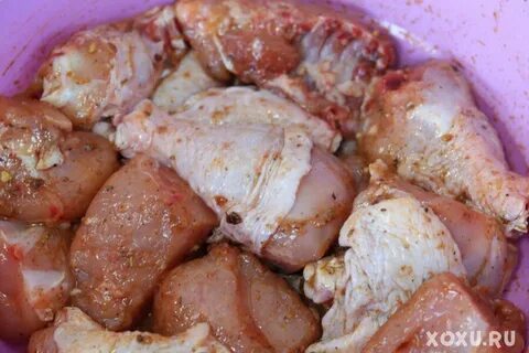 Тушеная курица в казане