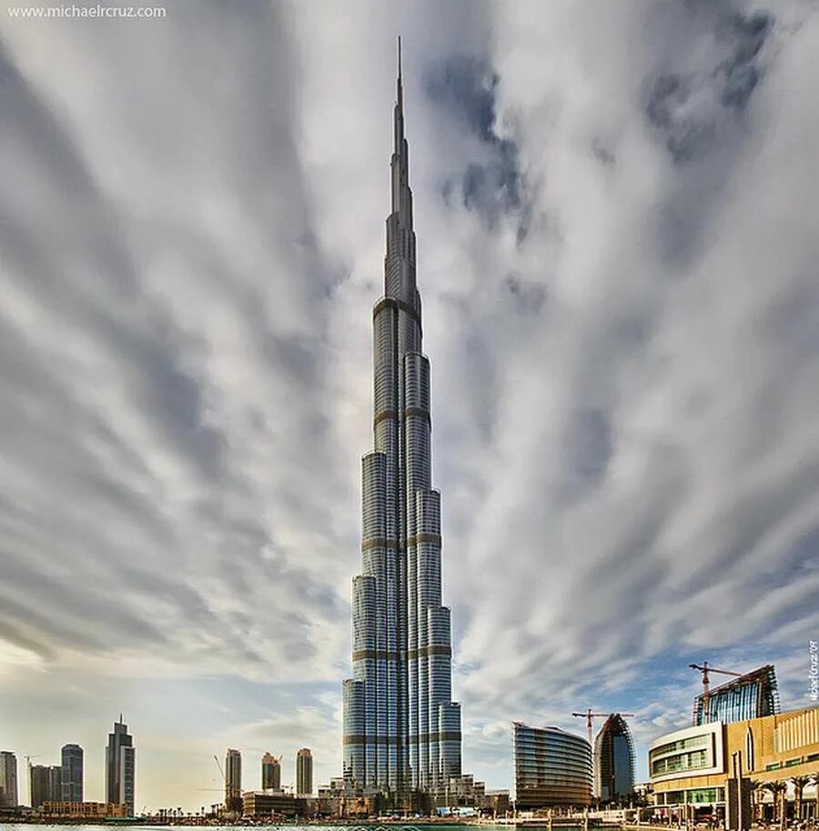 Халиф здание в дубае. Бурдж-Халифа Дубай. Башня Бурдж Халифа в Дубае. Дубай здание Бурдж Халифа. Башня Бурдж Халифа стройка.