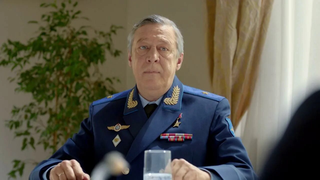 Команда б программа. Команда б сериал 2017–2018. команда б сериал ефремов. команда б сериал 1 сезон. команда б сериал актёры и роли.