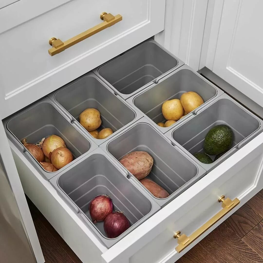 Купить ящики для хранения кухня. Выдвижной ящик для хранения овощей. Ящик под овощи на кухню. Выдвижные ящики для овощей на кухне. Выдвижной ящик для картошки.
