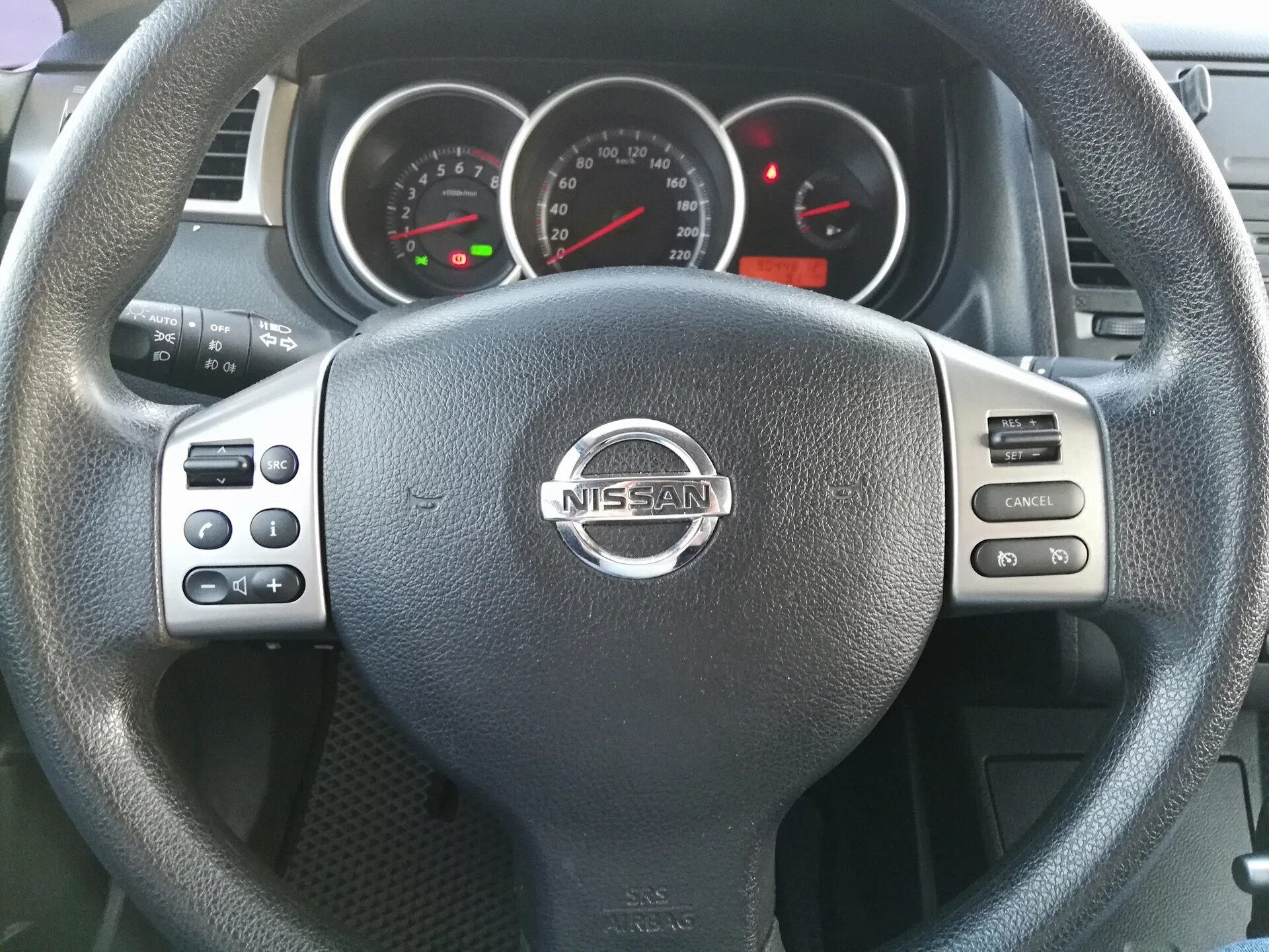 Круиз контроль тиида. Круиз контроль nissan almera n16. экран круиз-контроля ниссан ноут. ниссан чип тюнинг.