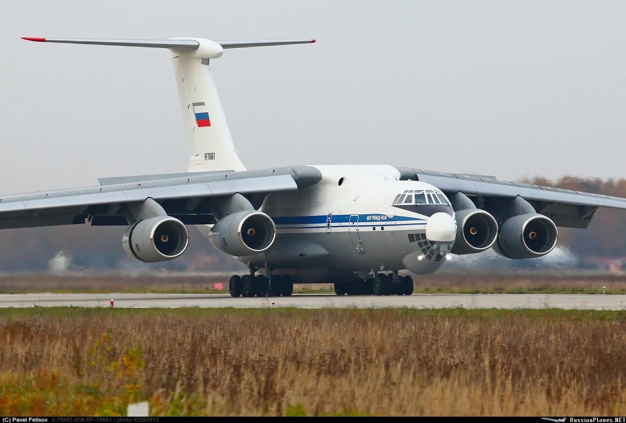 Ил-76мд-90а. Ил 76 мд 90 а шасси. Грузовой самолет ил-76. Ил 76 мд. Ил-76мд-м.