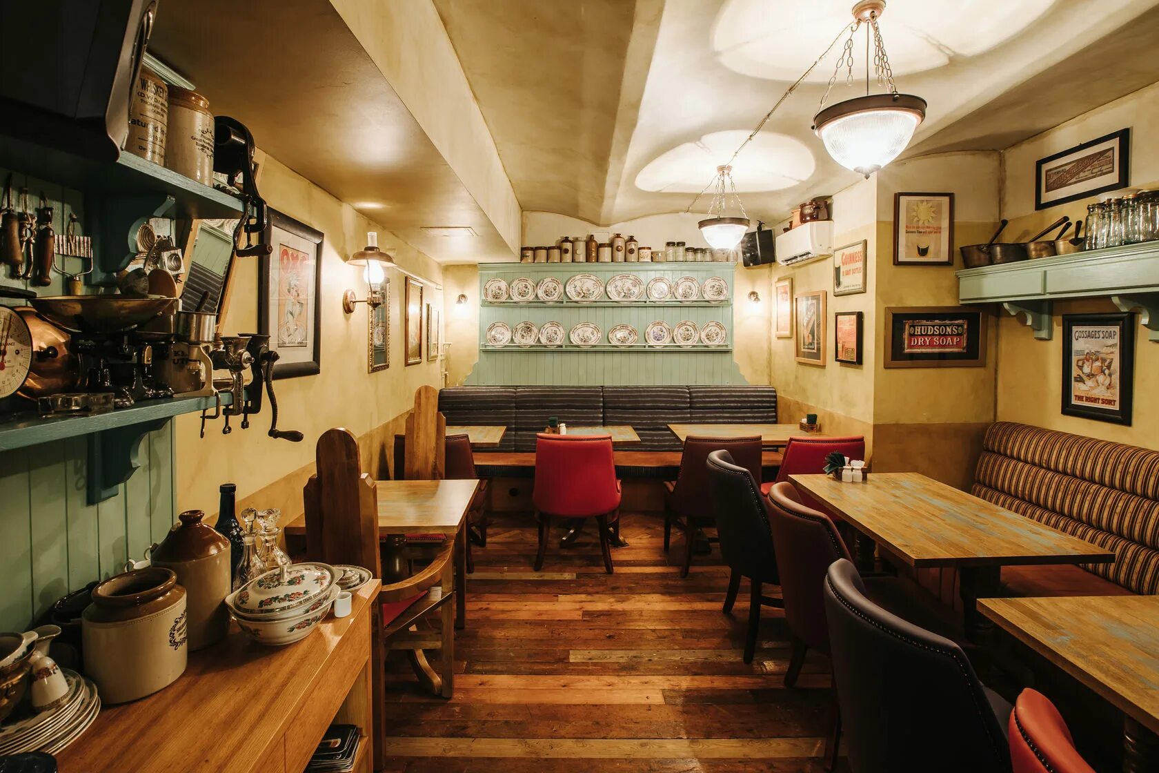 Pub files. Big jim s pub москва. большая никитская ирландский паб. джим паб на никитской. бар ирландский паб в москве.