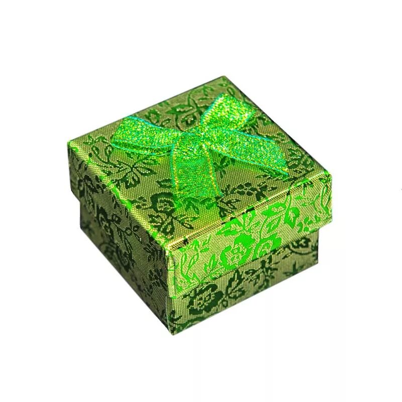 Коробка зеленого цвета. Зеленая подарочная коробка. Зеленые подарочные коробки. Коробка подарочная салатовая. Подарки коробки зеленые.