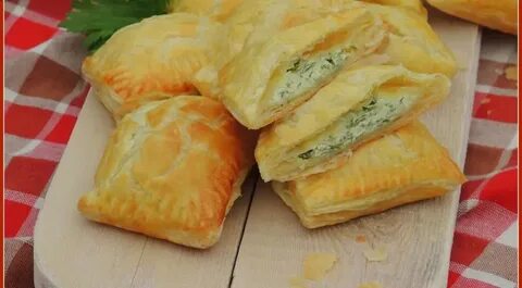 Пирожки с сыром и луком