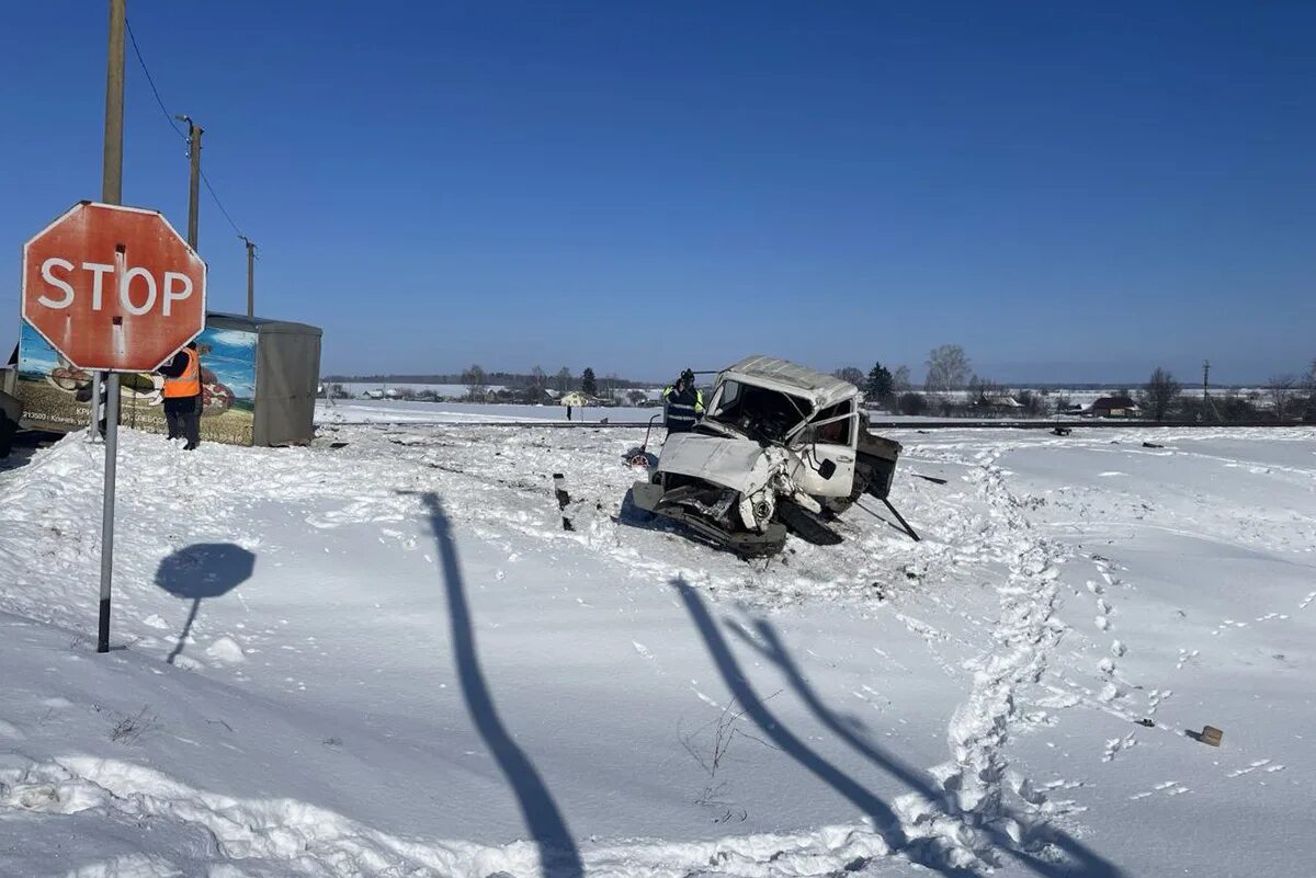 Чп в кличеве. Авария в липецкой области 4 часа назад. Дтп под кричевом. Дтп со смертельным исходом киров. Дтп под кричевом.