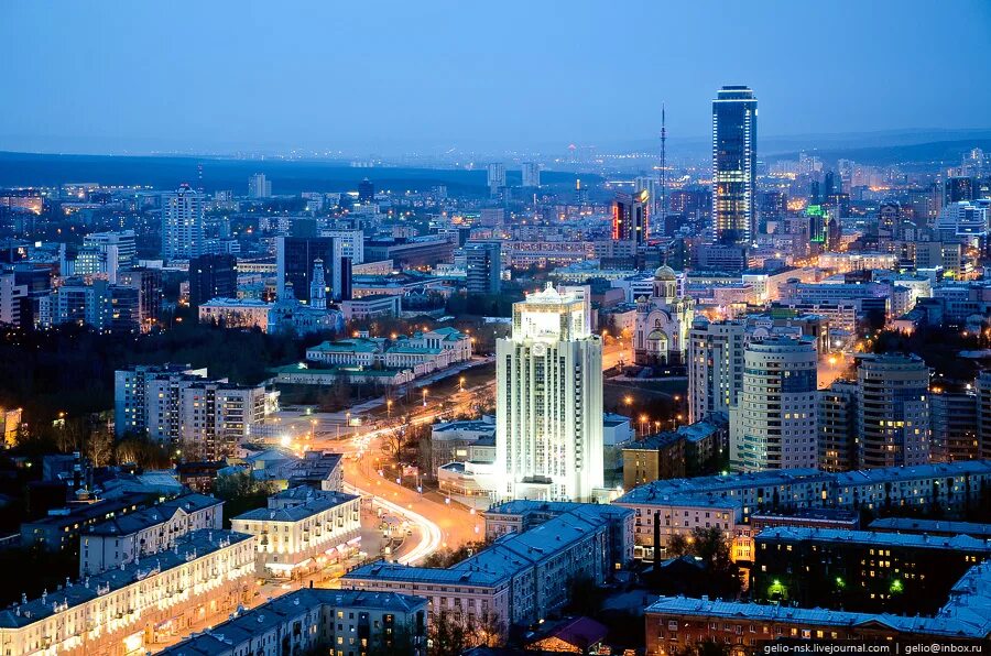 Екатеринбург столица урала. Свердловск урал город. Урал екатеринбург город. Город екатеринбург. Ночной екатеринбург 2020 с высоты.