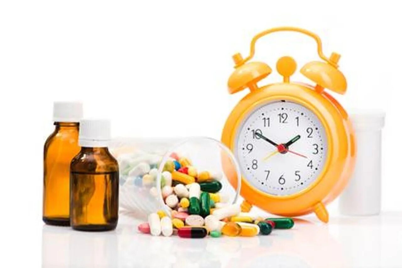 Я сам лекарство. Прием лекарств. Часы и лекарства. Правильный прием лекарств. Лекарства по времени.