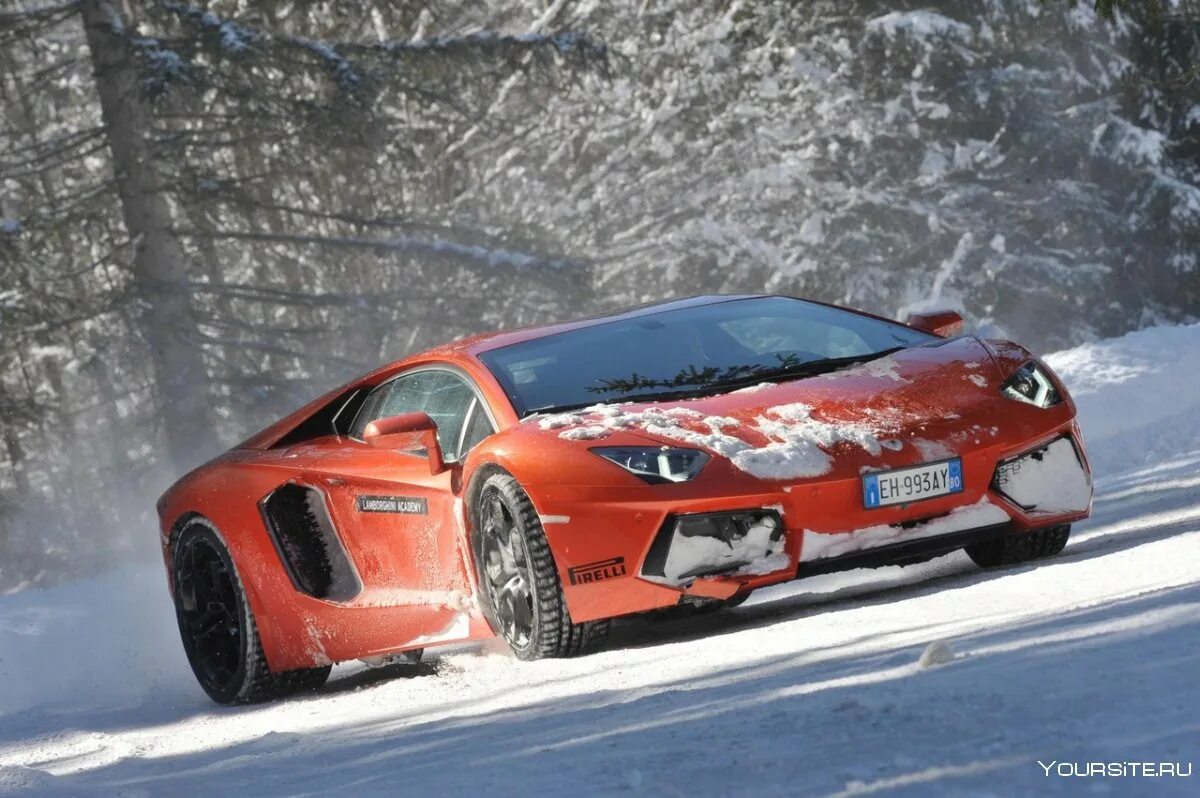 Ламборгини зимой. Aventador lamborghini winter. ламборджини авентадор зима. ламборджини авентадор зимой. авто зима.
