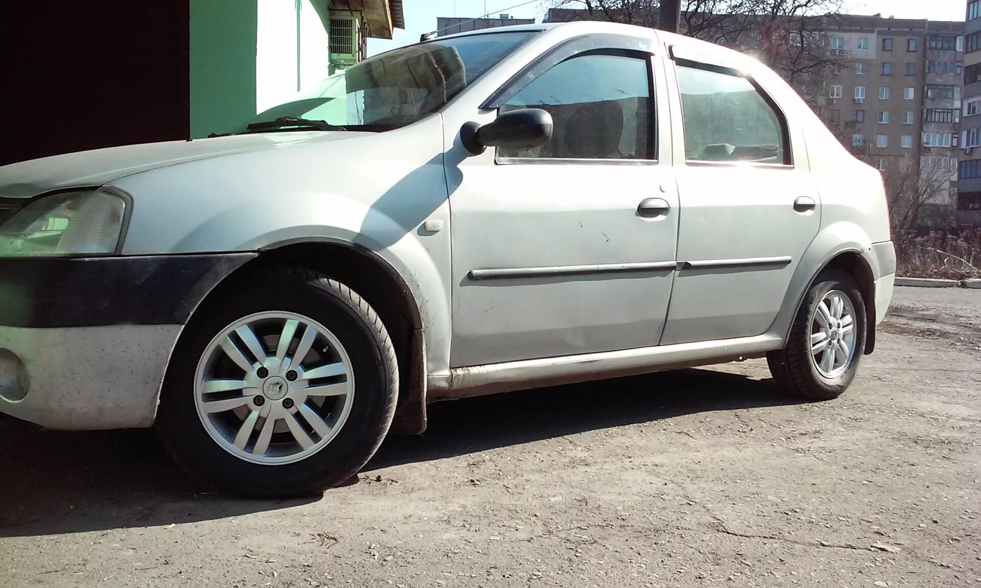 Диски логан 1 r14. 185/70 r14 рено логан 1. 185 65 r14 рено логан 1. 185 70 r14 на рено логан. renault logan 1 r14.
