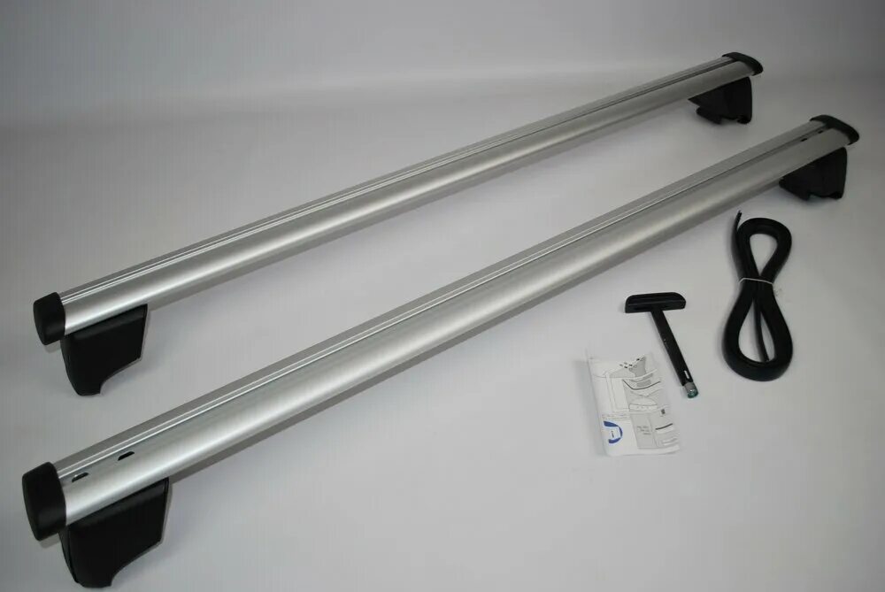 8r0071151c отличия 8r0071151d. Audi q5 багажник на крышу. 5m0071151a. Рейлинги ауди q5. Рейлинги ауди q5.