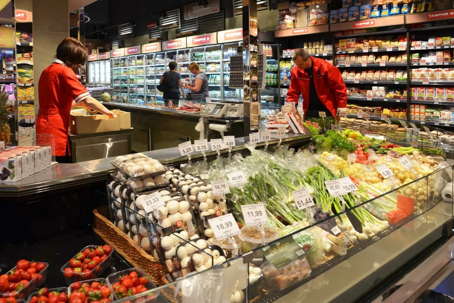 Прилавок с едой. Отдел торговли. Продуктовый магазин внутри. Чем будут торговать магазины. Чем будут торговать магазины.