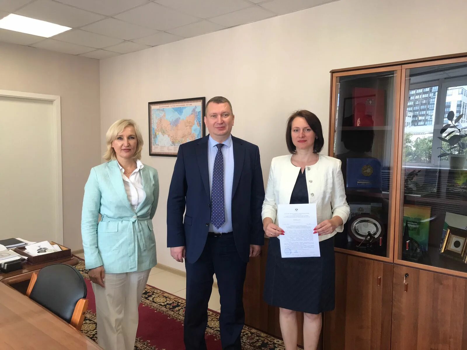 Районный суд вопросы. Судья фаст арбитражный суд алтайского края. Парпихужаев начальник управления юстиции. Министр юстиции свердловской области. Министр юстиции свердловской области.