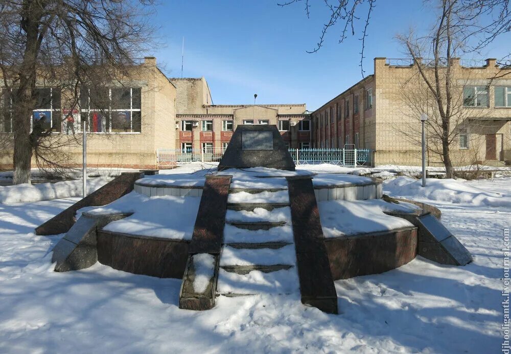 Погода город красноармейск саратовская. Площадь красноармейска саратовской области. город красноармейск саратовской области. красноармейск саратовская область достопримечательности. памятники саратовская область г. красноармейск.