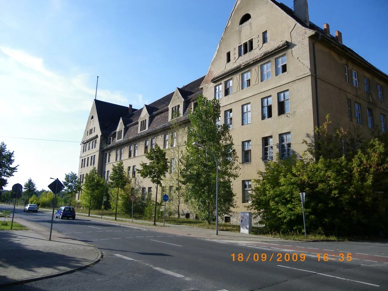 Германия г ютербог. 60 мсп равенсбрюк. Згв ютербог. Згв ютербог. Ютербог германия военный городок.