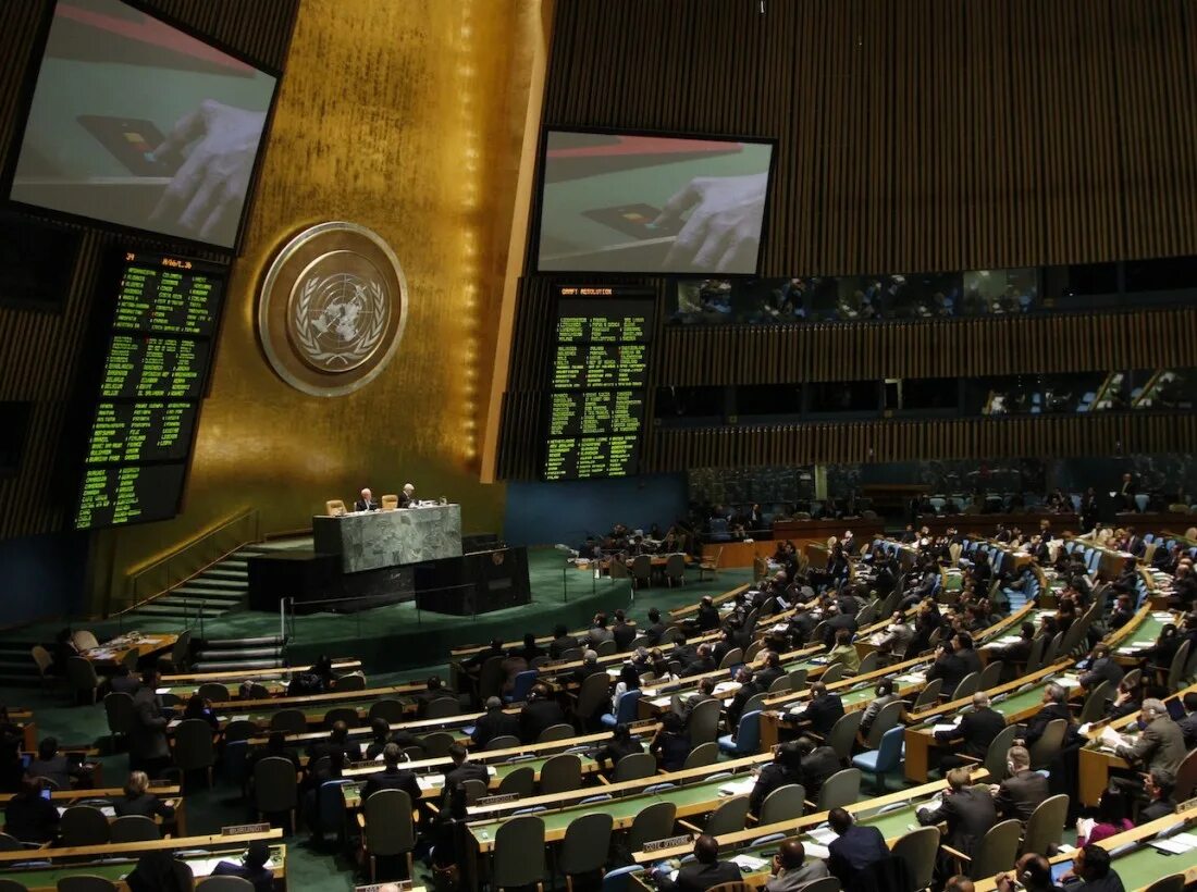 Заседание совета безопасности оон в нью йорке. Генассамблея оон стена из меди. Заседание генеральной ассамблеи оон 7 апреля 2011. Рф. Генассамблея оон 2022.