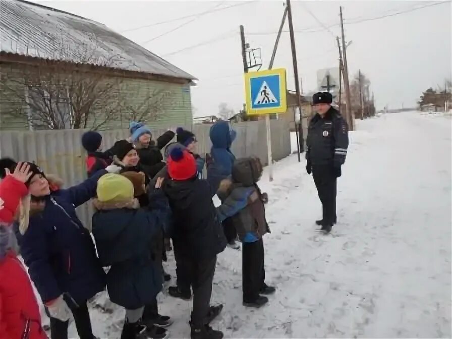 Никольское сакмарский оренбургская погода. Сакмарский район сельскохозяйственная зона. Село Беловка Сакмарский район Оренбургская область. Беловка Сакмарский район Оренбургской области. Администрация Сакмарского района.