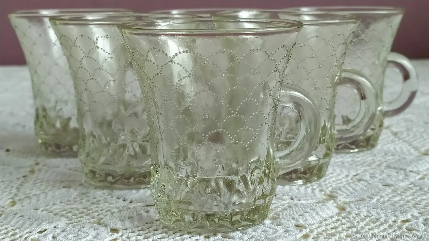 Уршельский стекольный завод конфетница. Уршельский завод. Уршельский завод. Сахарница уршельский стекольный завод. Уршельский стеклозавод клеймо.