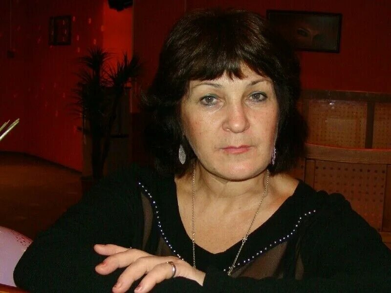 Одинокие женщины в адлере. Женщины адлера. Адлер девушки. Девушки в адлере для встреч. Одинокие дамы в адлере.