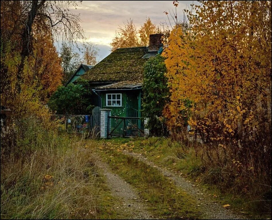 Quiet countryside. Деревенские тропинки Марий Эл. Деревня старина, Белоруссия. Деревни в глубинке Владимирской области. Деревня деревня старый домик.